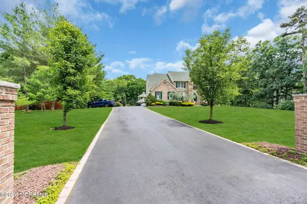 61 Erin Drive, Jackson, NJ 08527