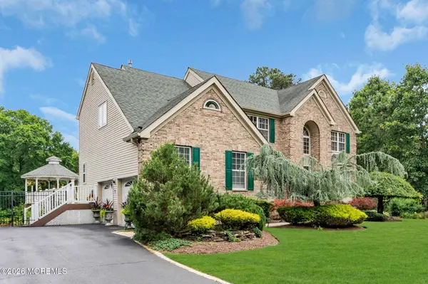 61 Erin Drive, Jackson, NJ 08527