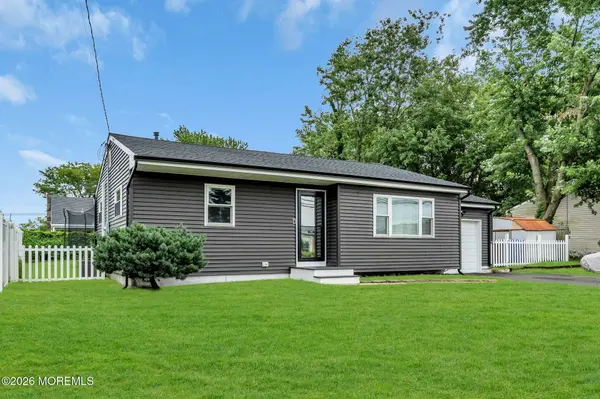 893 Egret Drive, Toms River, NJ 08753