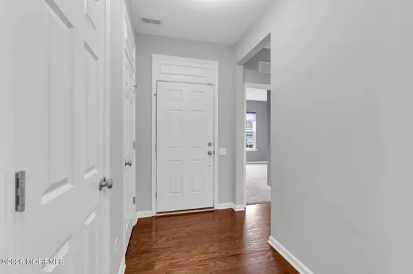 30 Aylesford Lane, Manchester, NJ 08759
