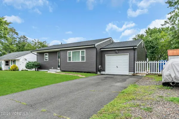 893 Egret Drive, Toms River, NJ 08753