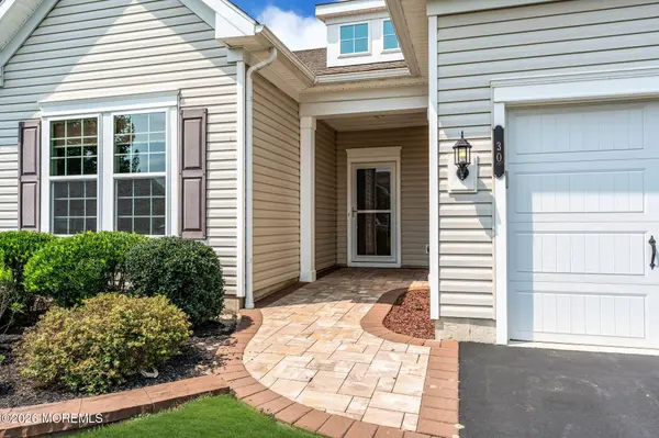 30 Aylesford Lane, Manchester, NJ 08759