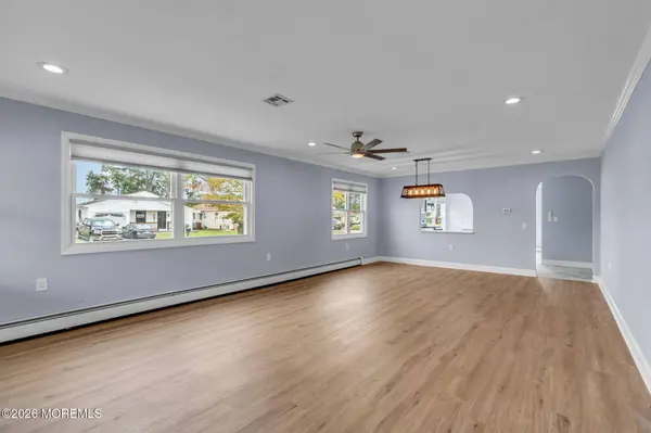 1 Zapata Court, Toms River, NJ 08757