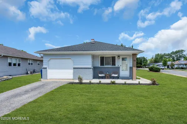 37 Oranjestad Street, Toms River, NJ 08757