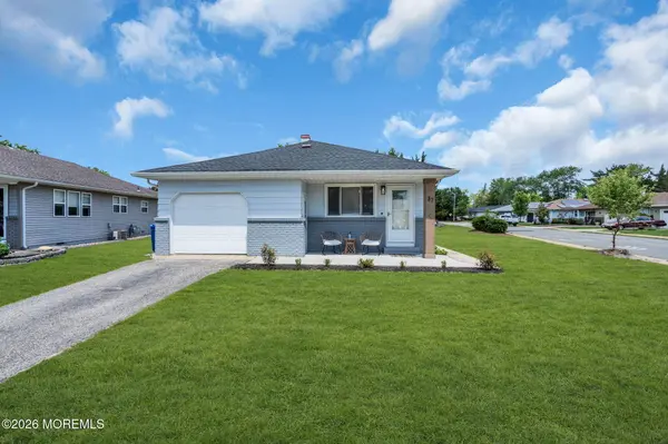 37 Oranjestad Street, Toms River, NJ 08757