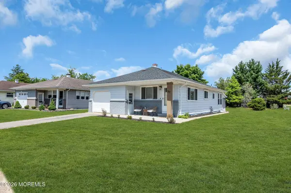 37 Oranjestad Street, Toms River, NJ 08757