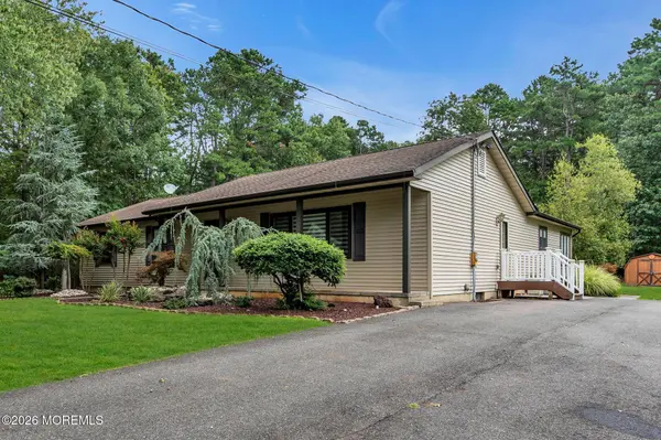 819 Harmony Road, Jackson, NJ 08527