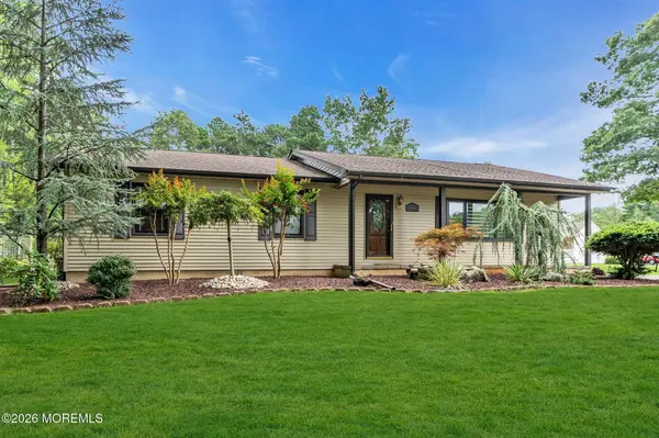819 Harmony Road, Jackson, NJ 08527