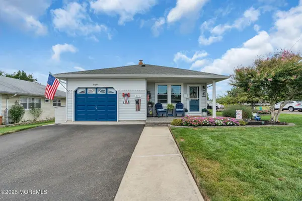 671 Jamaica Boulevard, Toms River, NJ 08757