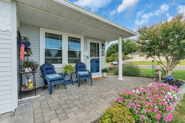 671 Jamaica Boulevard, Toms River, NJ 08757