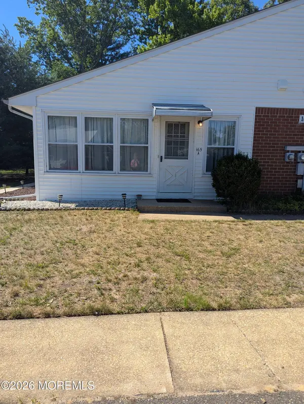 165 Columbine Avenue, Whiting, NJ 08759