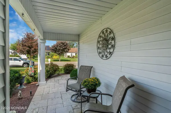 83 Red Hill Road, Manchester, NJ 08759