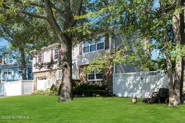 237 Mill Creek Drive, Bayville, NJ 08721