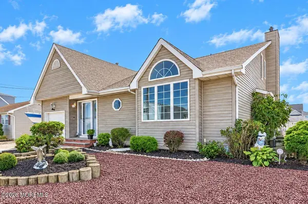 3407 Thistle Avenue, Toms River, NJ 08753