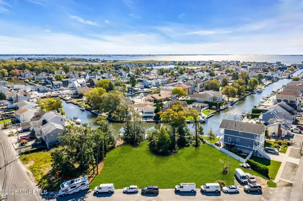 3 Shore Acres Plaza, Brick, NJ 08723