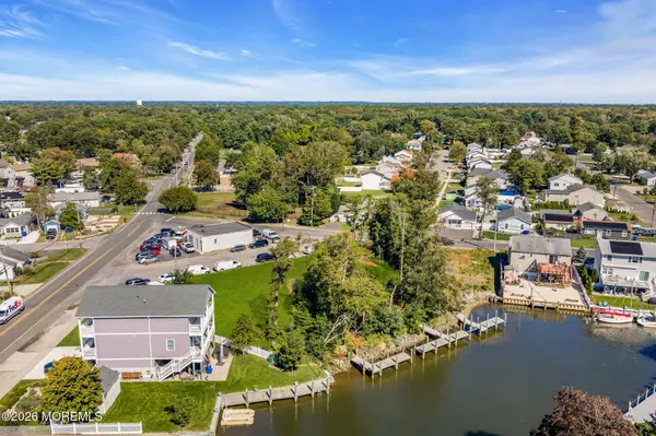3 Shore Acres Plaza, Brick, NJ 08723