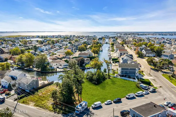 3 Shore Acres Plaza, Brick, NJ 08723