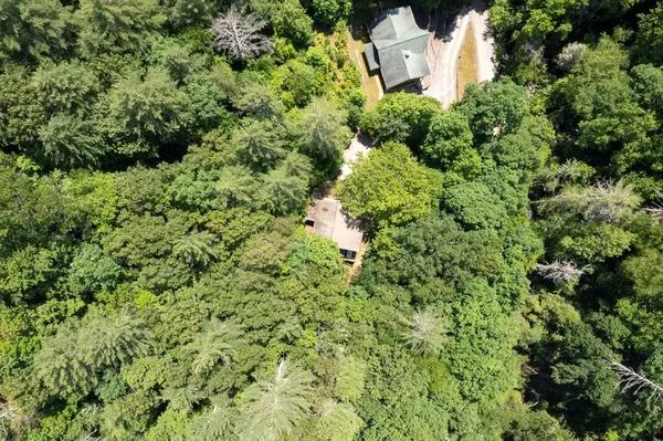795 Kells Ridge, Ellijay, GA 30540