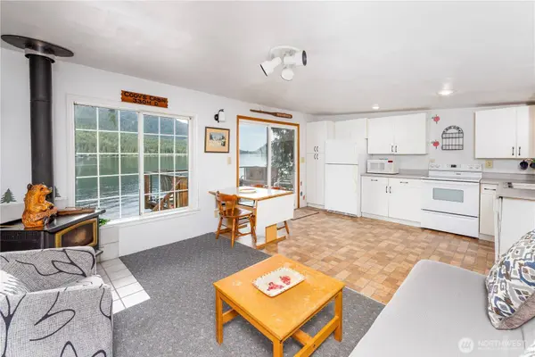 35030 North Shore DR, Mount Vernon, WA 98274