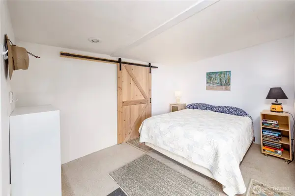 35030 North Shore DR, Mount Vernon, WA 98274