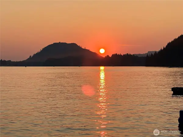 35030 North Shore DR, Mount Vernon, WA 98274