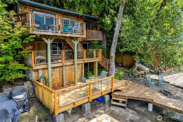 35030 North Shore DR, Mount Vernon, WA 98274