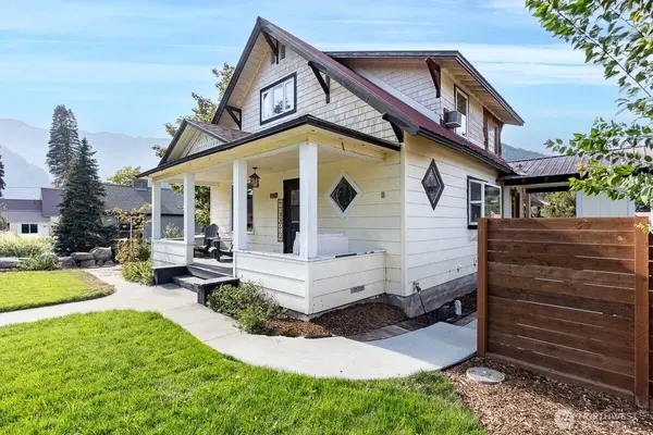 1112 Commercial ST, Leavenworth, WA 98826