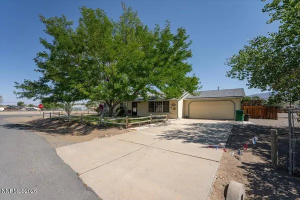 100 Ring RD, Dayton, NV 89403