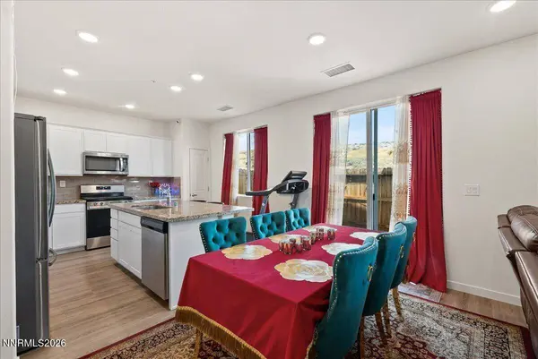4933 Cavestone, Sun Valley, NV 89433