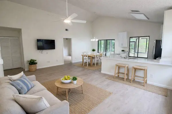 114 SPREADING OAK CT, Sanford, FL 32773