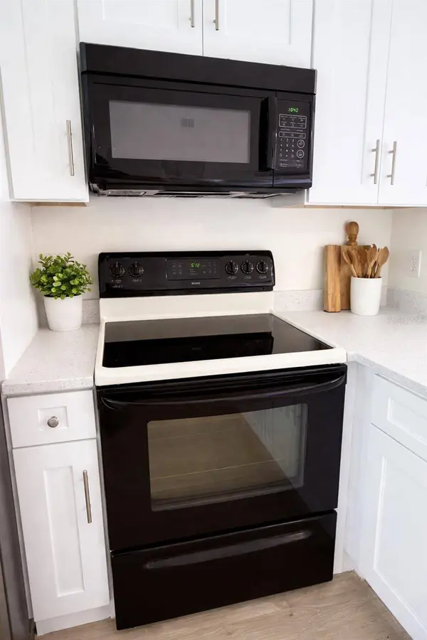 114 SPREADING OAK CT, Sanford, FL 32773