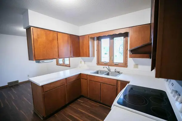 581 Pleasant ST, Dassel, MN 55325