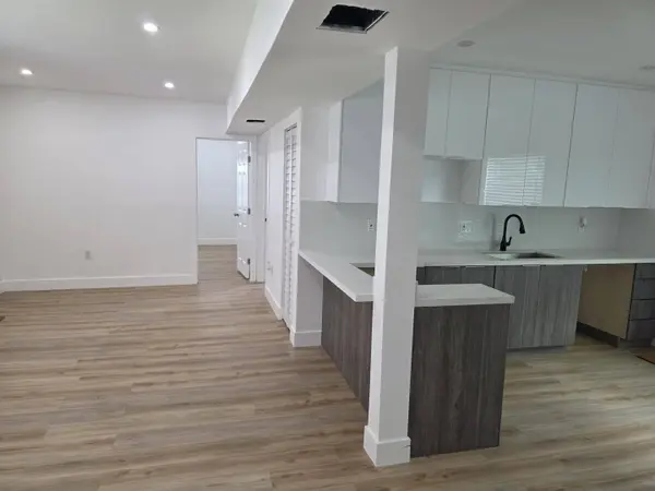 9900 NW 25th AVE, Miami, FL 33147