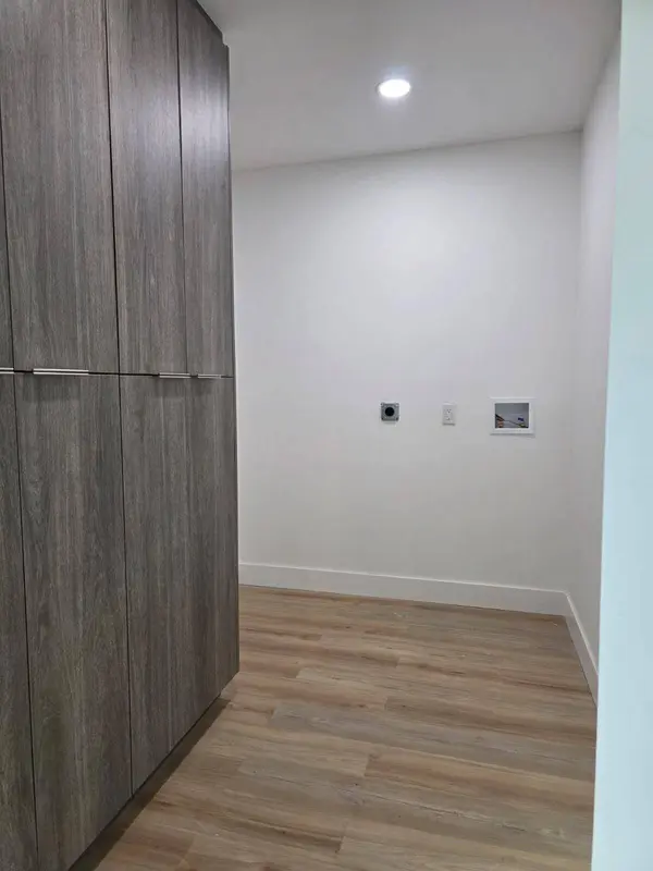 9900 NW 25th AVE, Miami, FL 33147