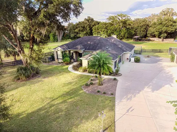 2015 HAWK HAVEN TRL, Deland, FL 32720
