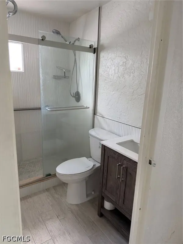 1818 Richards ST, Naples, FL 34120