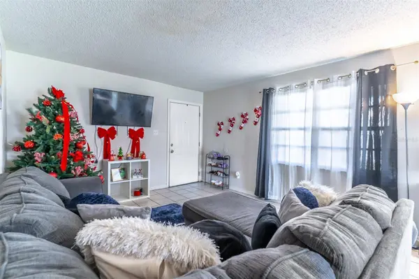 2433 CHASE AVE, Sanford, FL 32771