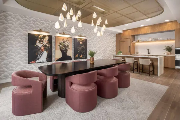 1942 Stieger Lake LN, Victoria, MN 55386