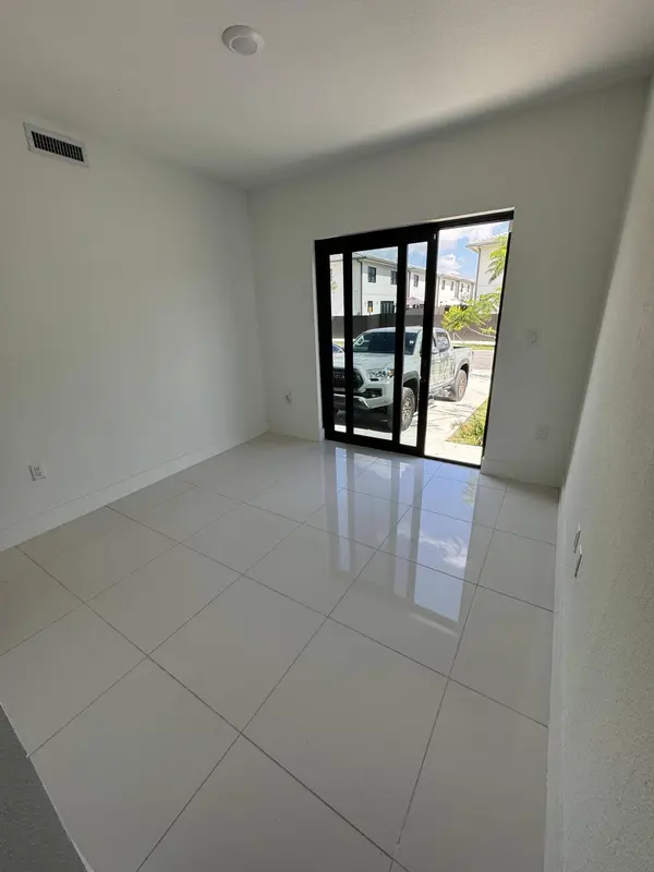 205 NW 12th CT, Florida City, FL 33034