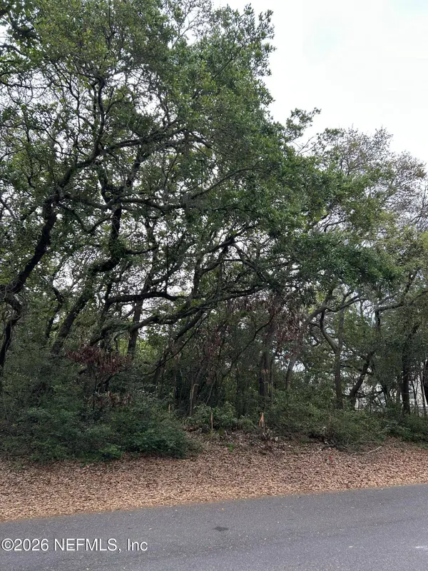 2550 1ST AVE, Fernandina Beach, FL 32034