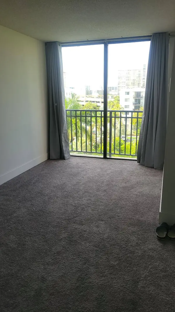 17021 N Bay RD #608, Sunny Isles Beach, FL 33160