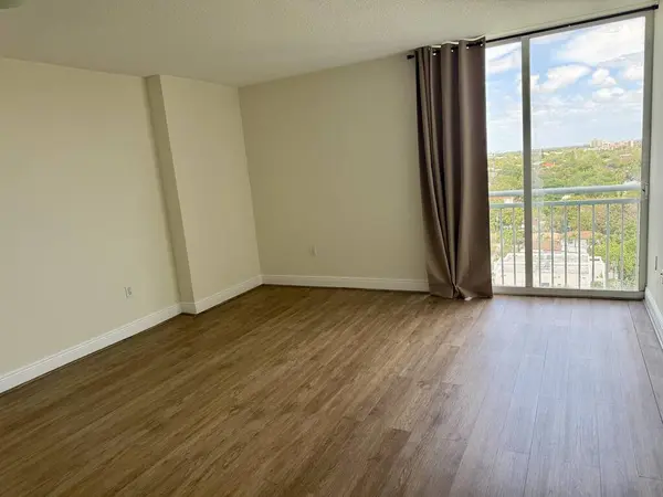 3000 Coral WAY #1007, Miami, FL 33145