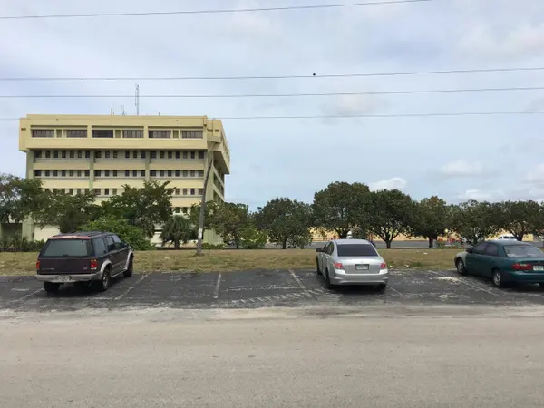 1590 NW 43rd Apt 310 AVE, Lauderhill, FL 33313