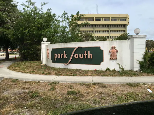 1590 NW 43rd Apt 310 AVE, Lauderhill, FL 33313