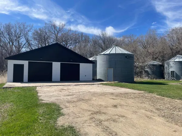 6894 150th AVE N, Felton, MN 56536