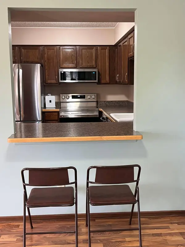 2447 Wimbledon Bay, Saint Paul, MN 55125
