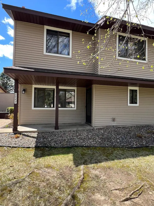 2447 Wimbledon Bay, Saint Paul, MN 55125