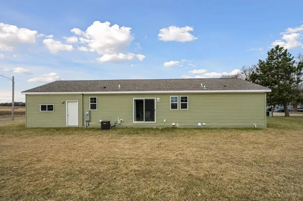 675 Brooks ST S, Eden Valley, MN 55329