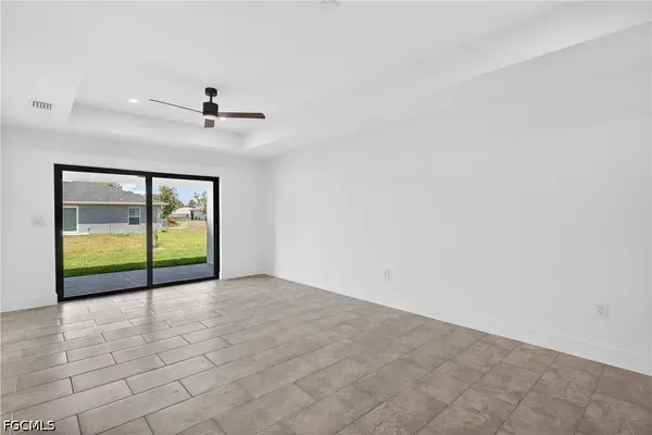 4686-4688 Golfview BLVD, Lehigh Acres, FL 33973