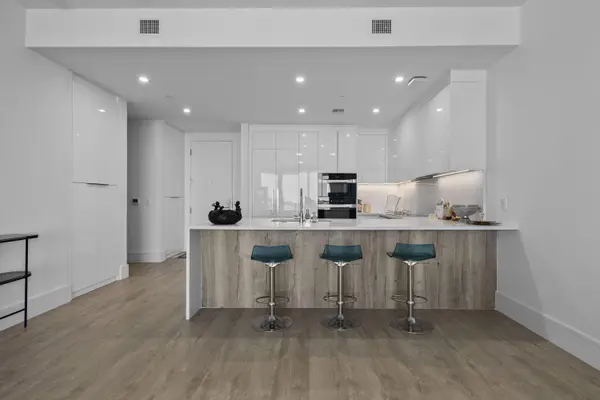 220 Lake Shore DR #1913, Lake Park, FL 33403